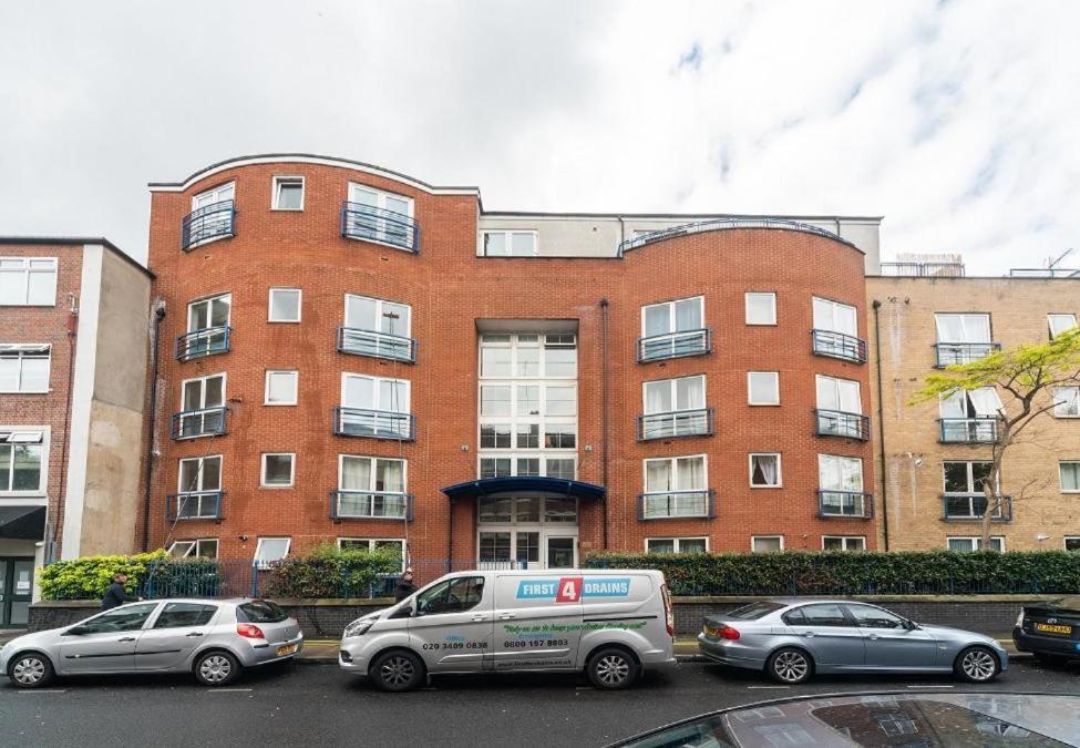 Lovely Penthouse Near Canary Wharf Лондон Экстерьер фото