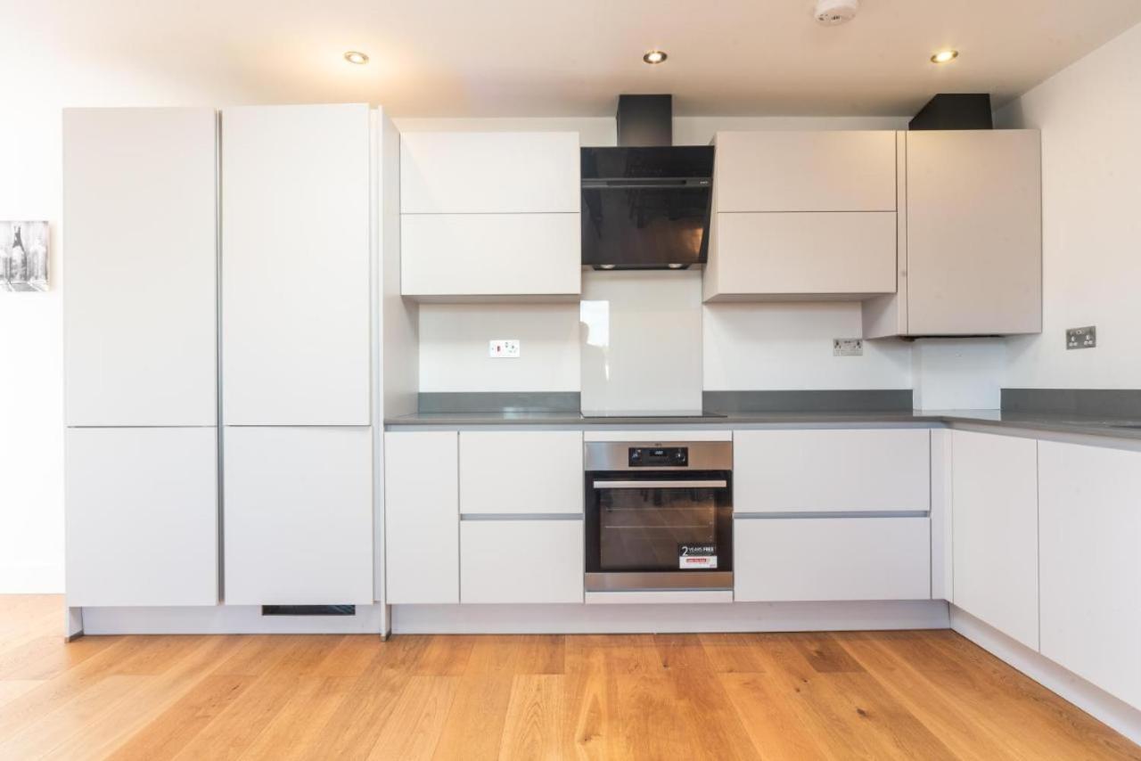 Lovely Penthouse Near Canary Wharf Лондон Экстерьер фото
