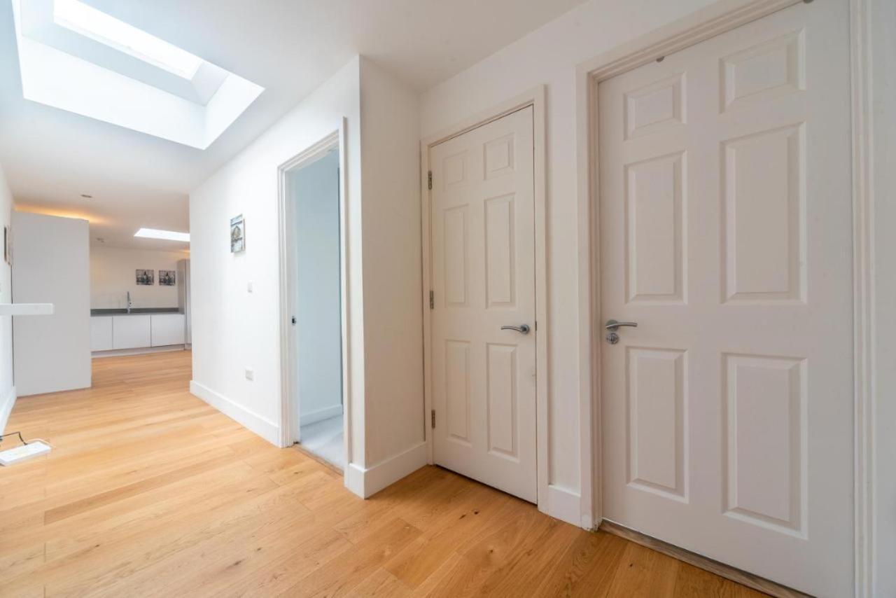 Lovely Penthouse Near Canary Wharf Лондон Экстерьер фото