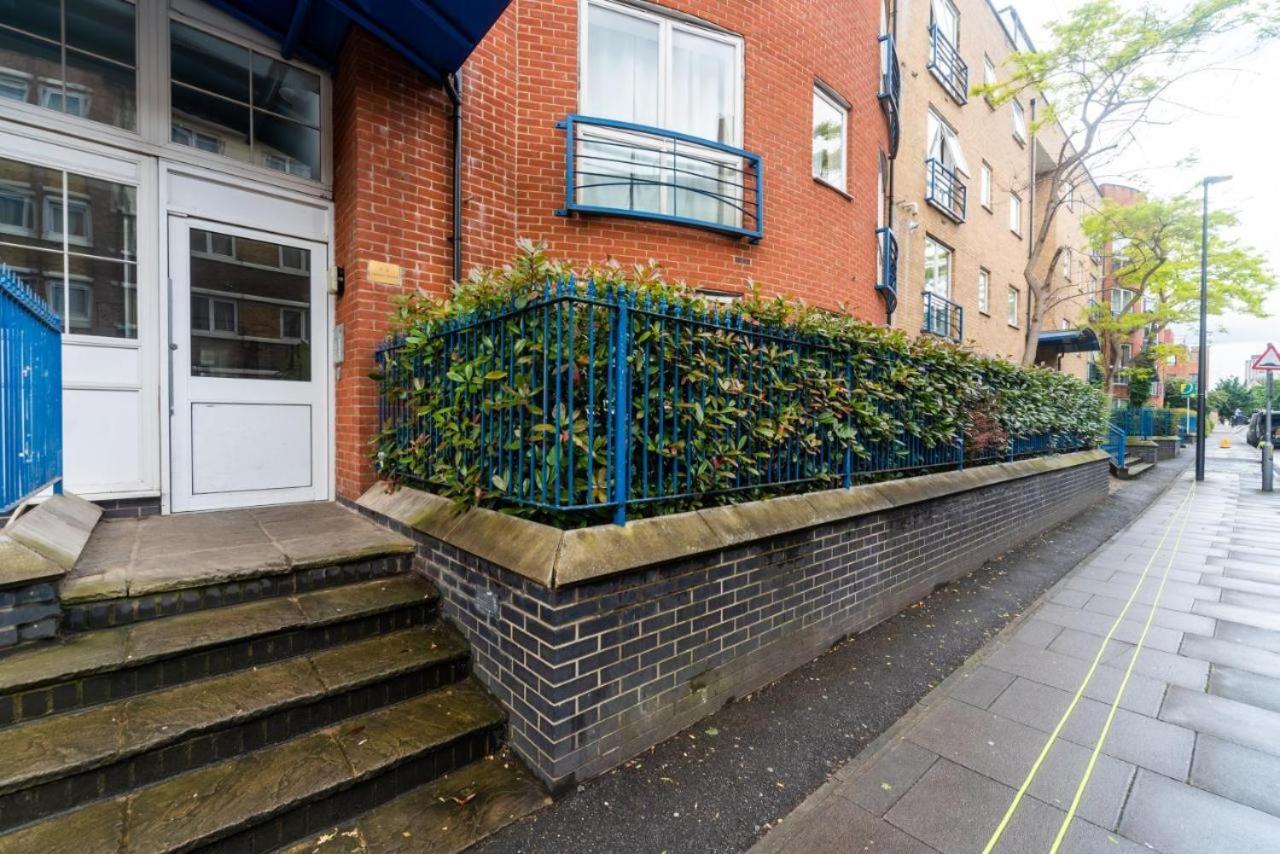 Lovely Penthouse Near Canary Wharf Лондон Экстерьер фото